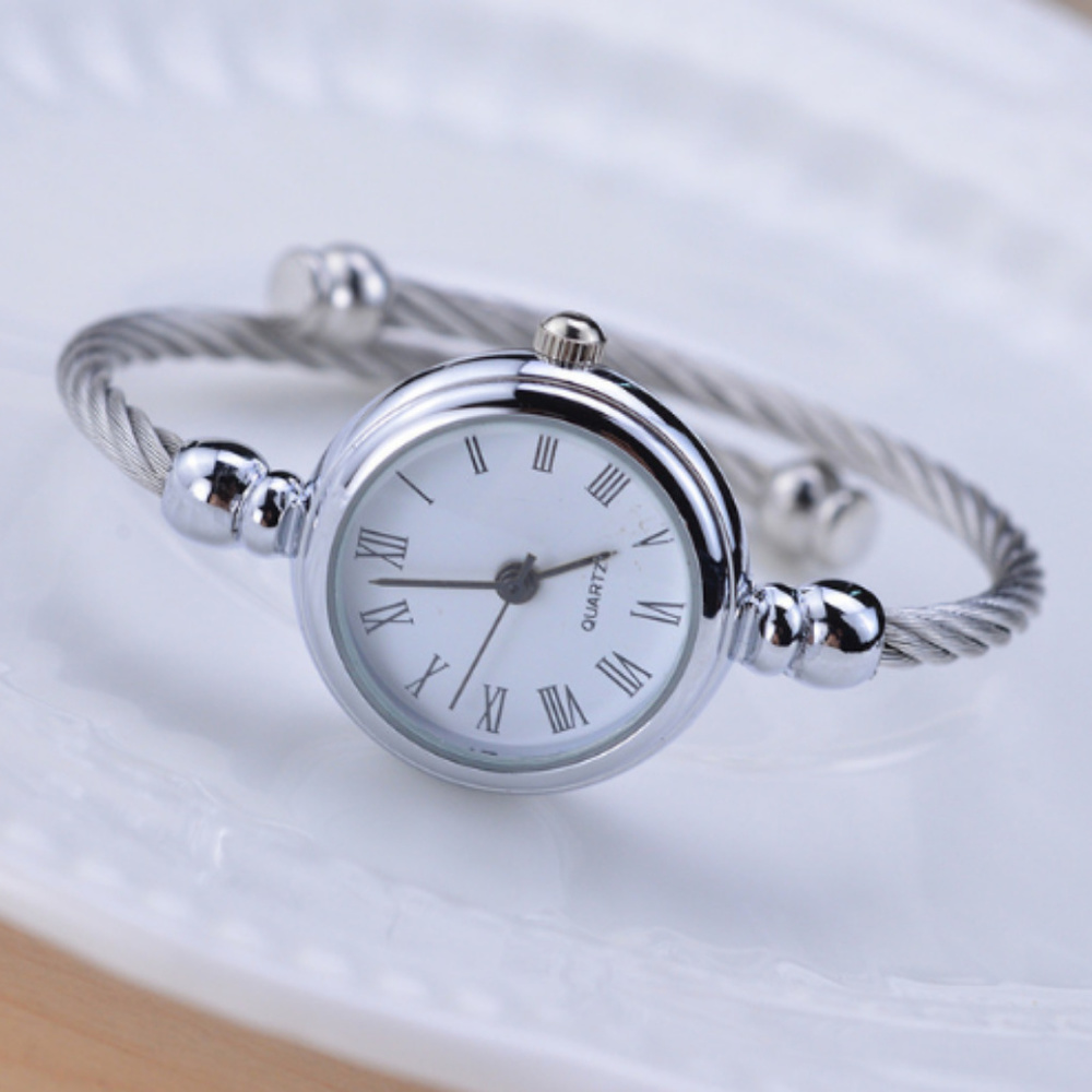 [NEW] 4 Styles Simple Bracelet Watch - Picture 3 of 8